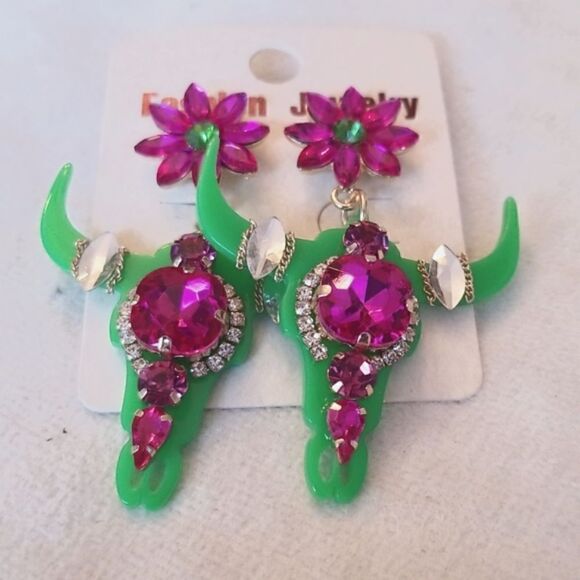Bullhead chic western sparkling earrings - Picture 1 of 9